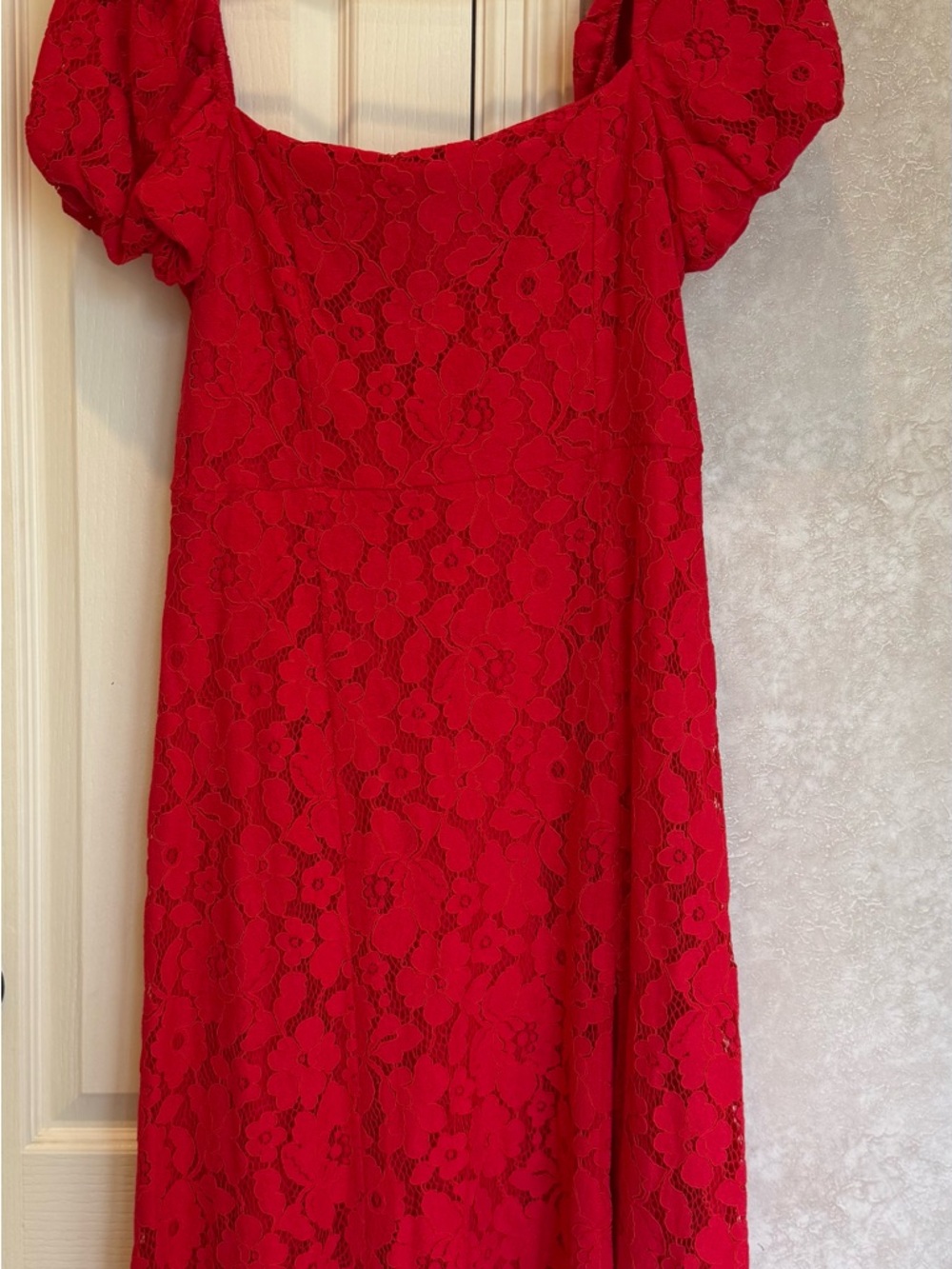 Francesca's Collections Red Lace Puff-Sleeve Midi Dress